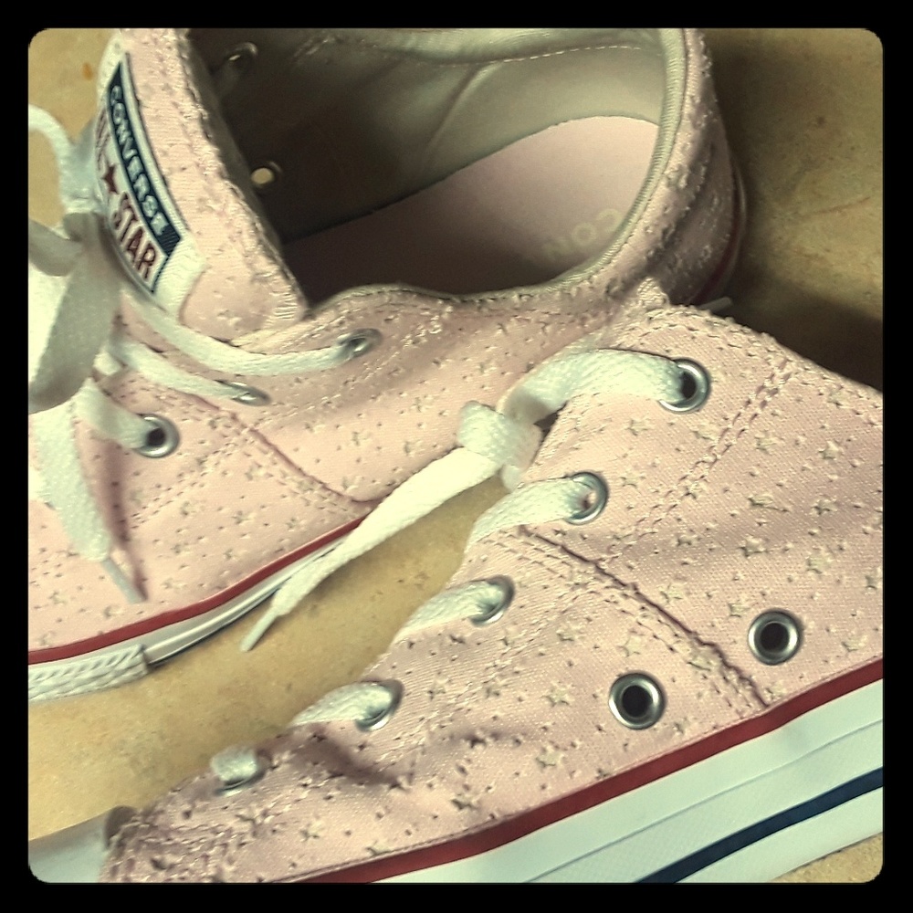 Girls Converse